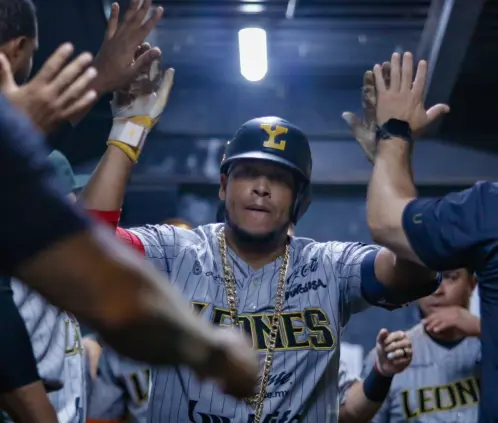 Leones de Yucatán ruge fuerte y gana el Juego 1 del Clásico Peninsular (Leones de Yucatán) Leones de Yucatán ruge fuerte y gana el Juego 1 del Clásico Peninsular (Leones de Yucatán)