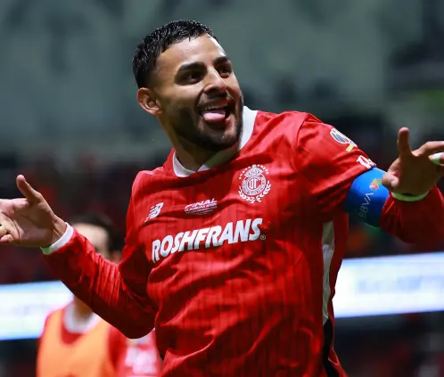 La directiva del Toluca declaró intransferible a Alexis Vega. Getty Images La directiva del Toluca declaró intransferible a Alexis Vega. Getty Images