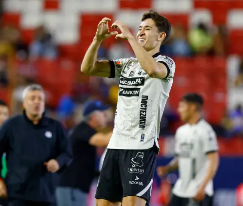 Rodrigo Dourado sería el primer refuerzo de Rayados por pedido de Domènec Torrent. Getty Images Rodrigo Dourado sería el primer refuerzo de Rayados por pedido de Domènec Torrent. Getty Images