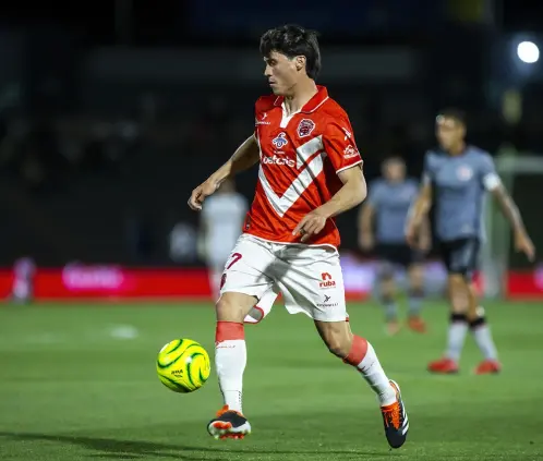 ¿Chivas se equivocó con Diego Campillo? La razón por la que no vuelve .(Photo by Francisco Vega/Getty Images) ¿Chivas se equivocó con Diego Campillo? La razón por la que no vuelve .(Photo by Francisco Vega/Getty Images)