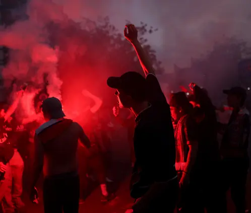Los festejos del PSG dejaron saldo de dos fanáticos muertos, más de 500 detenidos y casi 200 heridos. Getty Images