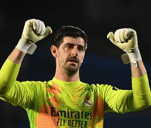 Thibaut Courtois sufrió una lesión en la espalda, y corre el riesgo de perderse el debut del Real Madrid en el Mundial de Clubes. Getty Images Thibaut Courtois sufrió una lesión en la espalda, y corre el riesgo de perderse el debut del Real Madrid en el Mundial de Clubes. Getty Images
