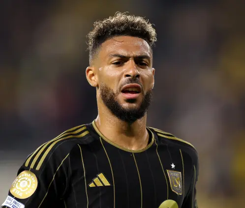 Denis Bouanga, de rechazar a Tigres a jugar el Mundial de Clubes con LAFC (Photo by Luke Hales/Getty Images) Denis Bouanga, de rechazar a Tigres a jugar el Mundial de Clubes con LAFC (Photo by Luke Hales/Getty Images)