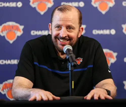 Tom Thibodeau clasificó a playoffs en cuatro años a los Knicks (Getty Images) Tom Thibodeau clasificó a playoffs en cuatro años a los Knicks (Getty Images)