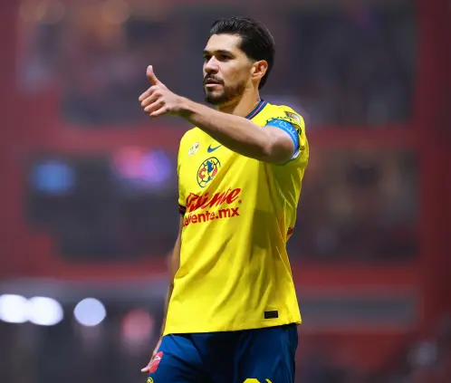 Henry Martín de la gloria con América a un semestre complicado Henry Martín de la gloria con América a un semestre complicado