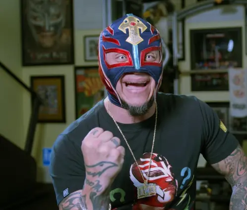Rey Mysterio será el invitado especial de Worlds Collide, marcando su regreso a WWE tras dos meses fuera por lesión. @reymysterio Rey Mysterio será el invitado especial de Worlds Collide, marcando su regreso a WWE tras dos meses fuera por lesión. @reymysterio