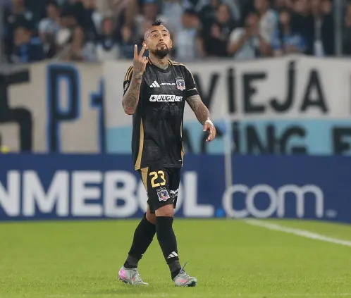 Arturo Vidal ha comenzado a presionar al Colo Colo para que lo dejen jugar el Mundial de Clubes con Pachuca. Getty Images Arturo Vidal ha comenzado a presionar al Colo Colo para que lo dejen jugar el Mundial de Clubes con Pachuca. Getty Images