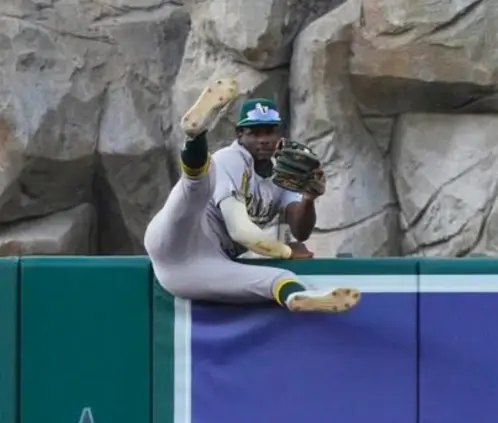 VIDEO | ¡Otro atrapadón! “El Hombre Araña” de la MLB volvió a salvar a los Atléticos VIDEO | ¡Otro atrapadón! “El Hombre Araña” de la MLB volvió a salvar a los Atléticos