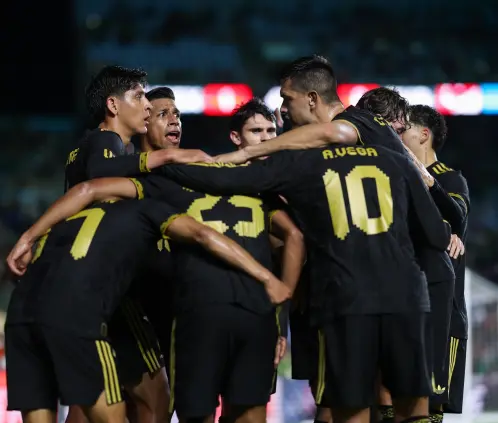 La Selección Mexicana tuvo que mudar su concentración a Long Beach debido a los tumultos en Los Angeles. @miseleccionmx La Selección Mexicana tuvo que mudar su concentración a Long Beach debido a los tumultos en Los Angeles. @miseleccionmx
