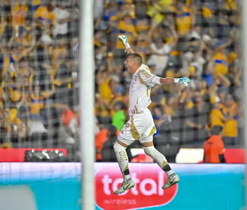 Nahuel Guzmán se mantendrá con Tigres hasta 2026, sumando 12 años como felino. Getty Images Nahuel Guzmán se mantendrá con Tigres hasta 2026, sumando 12 años como felino. Getty Images