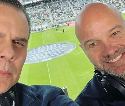 Christian Martinoli y Luis García dieron a conocer que narrarán el debut de México en la Copa Oro a través de YouTube. Getty Images Christian Martinoli y Luis García dieron a conocer que narrarán el debut de México en la Copa Oro a través de YouTube. Getty Images