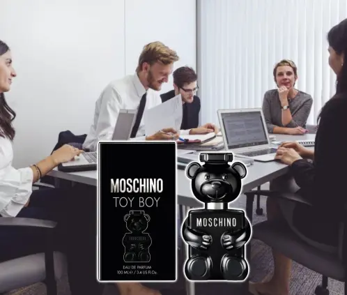 Moschino Toy Boy se ha convertido en una fragancia ideal para las juntas de trabajo (ESPECIAL) Moschino Toy Boy se ha convertido en una fragancia ideal para las juntas de trabajo (ESPECIAL)