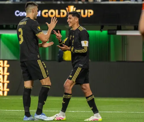 México vs. Surinam: ¿Cómo y dónde ver el partido de la Copa Oro 2025? (Photo by Shaun Clark/Getty Images) México vs. Surinam: ¿Cómo y dónde ver el partido de la Copa Oro 2025? (Photo by Shaun Clark/Getty Images)