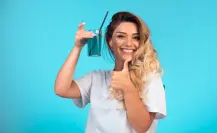¿Mejor que Listerine? El enjuague bucal que sí funciona y es barato, según Profeco