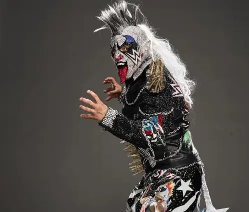 Psycho Clown sería el siguiente mexicano en dar el salto de la Triple A a la WWE, debido a su éxito en marketing. @Psychooriginal Psycho Clown sería el siguiente mexicano en dar el salto de la Triple A a la WWE, debido a su éxito en marketing. @Psychooriginal