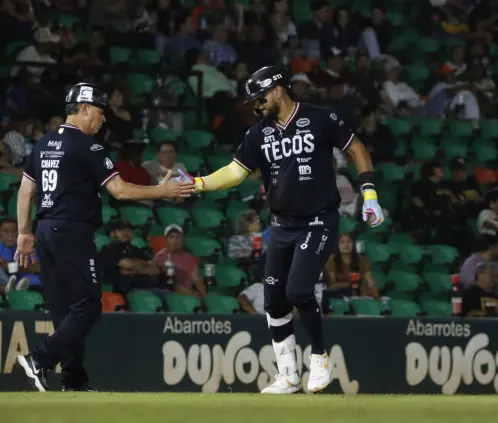 Los Tecos se llevaron la serie de visita en Yucatán. @LaredosTecos Los Tecos se llevaron la serie de visita en Yucatán. @LaredosTecos