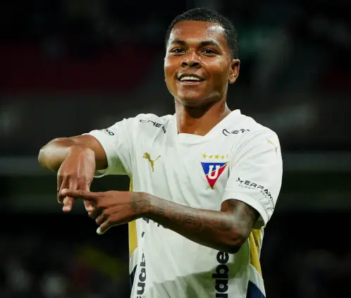 Los Rayados están seriamente interesados en firmar a Bryan Ramírez, actual delantero de la Liga de Quito en Ecuador. @LDU_Oficial Los Rayados están seriamente interesados en firmar a Bryan Ramírez, actual delantero de la Liga de Quito en Ecuador. @LDU_Oficial