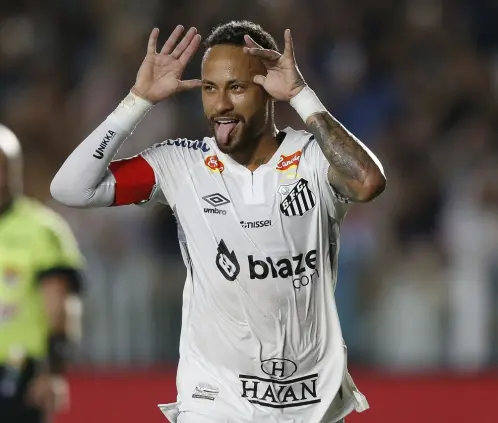 Neymar renueva con Santos, pero hay truco: ¿se va en diciembre? (Photo by Miguel Schincariol/Getty Images) Neymar renueva con Santos, pero hay truco: ¿se va en diciembre? (Photo by Miguel Schincariol/Getty Images)