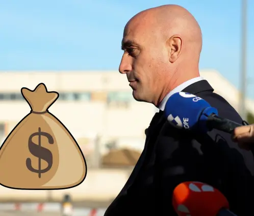 Luis Rubiales fue encontrado culpable de agresión sexual contra Jenni Hermoso y ahora deberá pagar una multa de varios miles de euros. Luis Rubiales fue encontrado culpable de agresión sexual contra Jenni Hermoso y ahora deberá pagar una multa de varios miles de euros.