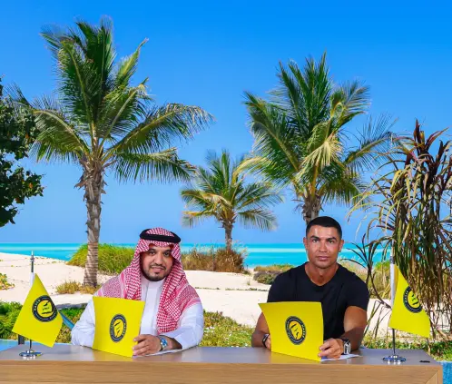 Cristiano Ronaldo ganará más de 220 millones USD anuales (AlNassrFC_EN X) Cristiano Ronaldo ganará más de 220 millones USD anuales (AlNassrFC_EN X)