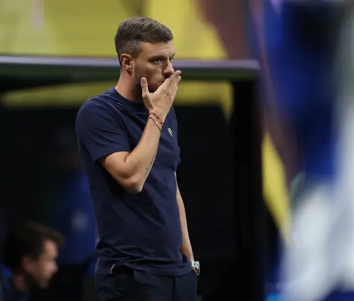 El Porto tendrá que desembolsar 7 millones de dólares para despedir a Martín Anselmi por su mal trabajo en el Mundial de Clubes. Getty Images El Porto tendrá que desembolsar 7 millones de dólares para despedir a Martín Anselmi por su mal trabajo en el Mundial de Clubes. Getty Images