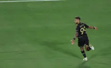 Monterrey se mete a la lucha por fichar a Denis Bouanga, ¿se lo ganan al América?