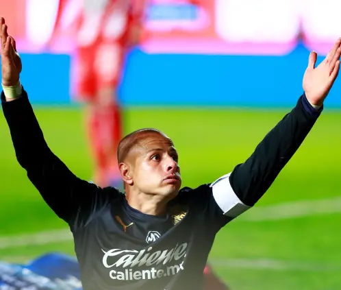 ¿Lesión o miedo? Chicharito le dice “no” a ir a Zacatecas con Chivas (Photo by Leopoldo Smith/Getty Images) ¿Lesión o miedo? Chicharito le dice “no” a ir a Zacatecas con Chivas (Photo by Leopoldo Smith/Getty Images)