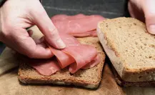 Las 5 marcas de jamón con más proteína que sí nutren y Profeco recomienda