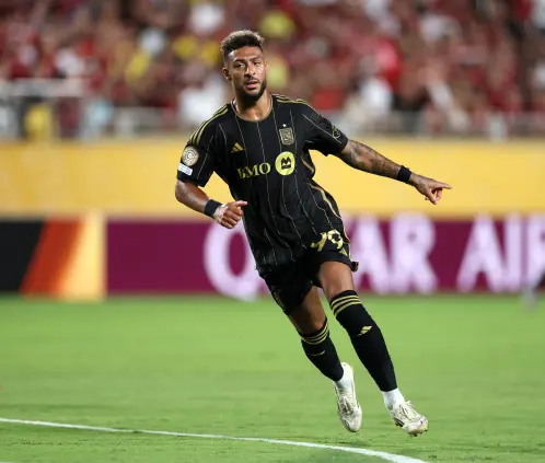 Los Rayados podrían utilizar el dinero de los premios del Mundial de Clubes para firmar a Denis Bouanga. Getty Images Los Rayados podrían utilizar el dinero de los premios del Mundial de Clubes para firmar a Denis Bouanga. Getty Images