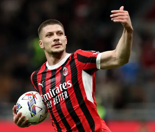 El Milan hizo oficial la salida de Luka Jovic, que firmaría como agente libre con el Cruz Azul. Getty Images El Milan hizo oficial la salida de Luka Jovic, que firmaría como agente libre con el Cruz Azul. Getty Images