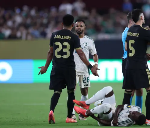 Jesús Gallardo no podrá jugar las Semifinales de la Copa Oro al haber sido suspendido por acumulación de tarjetas. Getty Images Jesús Gallardo no podrá jugar las Semifinales de la Copa Oro al haber sido suspendido por acumulación de tarjetas. Getty Images