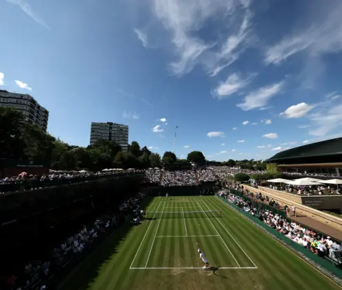 Las altas temperaturas han azotado en el All England Club (Julian Finney/Getty Images) Las altas temperaturas han azotado en el All England Club (Julian Finney/Getty Images)