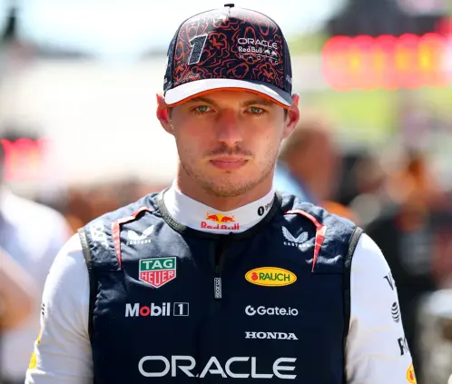 Max Verstappen tras los pasos de Checo Pérez para el 2026 de la F1 (Photo by Mark Thompson/Getty Images) Max Verstappen tras los pasos de Checo Pérez para el 2026 de la F1 (Photo by Mark Thompson/Getty Images)