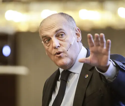 Tebas explota contra Mundial de Clubes y lanza advertencia a FIFA (Photo by Wang He/Getty Images) Tebas explota contra Mundial de Clubes y lanza advertencia a FIFA (Photo by Wang He/Getty Images)