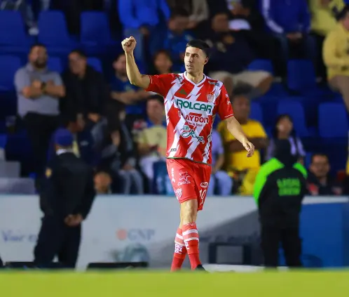 El Cruz Azul cerró el fichaje de José Paradela al pagarle 12 millones de dólares al Necaxa. Getty Images El Cruz Azul cerró el fichaje de José Paradela al pagarle 12 millones de dólares al Necaxa. Getty Images