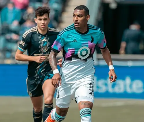 Joseph Rosales se ha convertido en el nuevo interés de Tigres gracias a sus actuaciones en la Copa Oro con Honduras. @JosephRosales46 Joseph Rosales se ha convertido en el nuevo interés de Tigres gracias a sus actuaciones en la Copa Oro con Honduras. @JosephRosales46