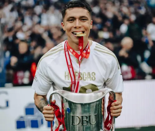 Rodrigo Huescas aseguró que las autoridades de Dinamarca querían deportarlo por ser mexicano. @FCKobenhavn Rodrigo Huescas aseguró que las autoridades de Dinamarca querían deportarlo por ser mexicano. @FCKobenhavn