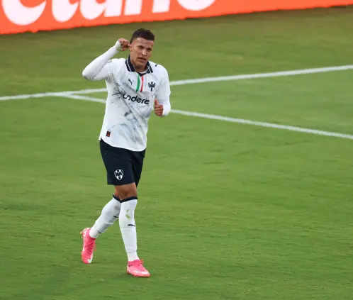 Los Rayados exigirán al menos 10 millones de dólares para vender a Nelson Deossa este verano. Getty Images Los Rayados exigirán al menos 10 millones de dólares para vender a Nelson Deossa este verano. Getty Images