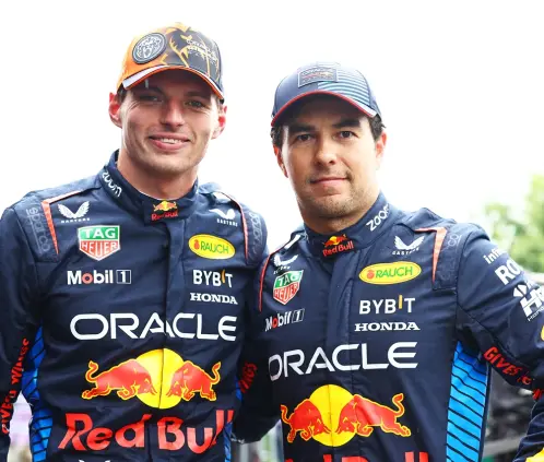 Verstappen lo dice sin filtros: “Cadillac debería fichar a Checo Pérez” (Photo by Mark Thompson/Getty Images) Verstappen lo dice sin filtros: “Cadillac debería fichar a Checo Pérez” (Photo by Mark Thompson/Getty Images)