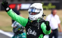 Nico Hülkenberg se sube al podio en el GP de Gran Bretaña tras 15 años de espera, y rompe récord de Checo Pérez