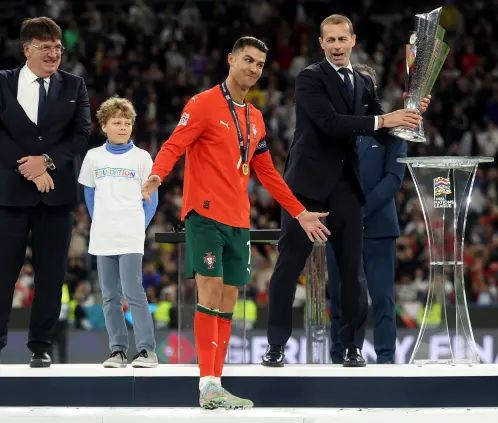 Cristiano Ronaldo será el anfitrión del Mundial de Videojuegos en Arabia Saudita. Getty Images Cristiano Ronaldo será el anfitrión del Mundial de Videojuegos en Arabia Saudita. Getty Images