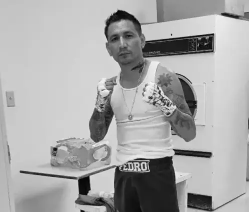El boxeador lagunero Tony Rodríguez fue encontrado muerto en su cuarto de hotel en Arizona un día después de su última pelea. @LagunaPrensa El boxeador lagunero Tony Rodríguez fue encontrado muerto en su cuarto de hotel en Arizona un día después de su última pelea. @LagunaPrensa