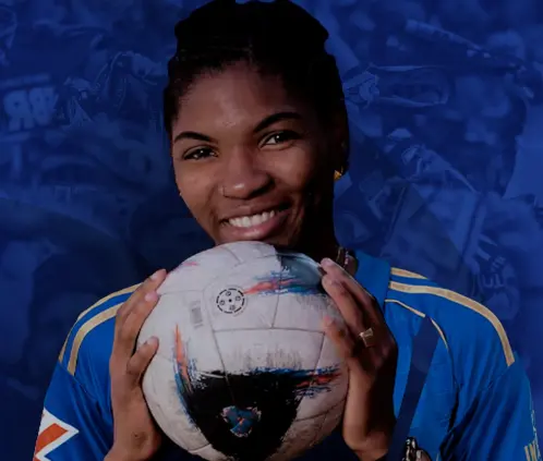 La delantera camerunesa Raissa Mbappé se convirtió en el fichaje estelar del Real Oviedo del Grupo Pachuca. @RealOviedoFem La delantera camerunesa Raissa Mbappé se convirtió en el fichaje estelar del Real Oviedo del Grupo Pachuca. @RealOviedoFem