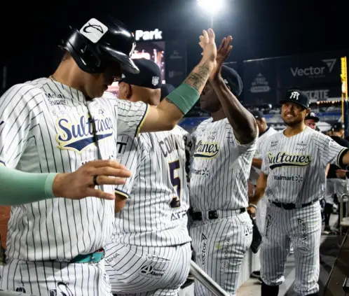 Los Fantasmas grises siguen en plan grande (X: @SultanesOficial) Los Fantasmas grises siguen en plan grande (X: @SultanesOficial)