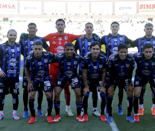 Querétaro anuncia venta del equipo, ¿Quiénes son los nuevos dueños? (Photo by Manuel Guadarrama/Getty Images) Querétaro anuncia venta del equipo, ¿Quiénes son los nuevos dueños? (Photo by Manuel Guadarrama/Getty Images)