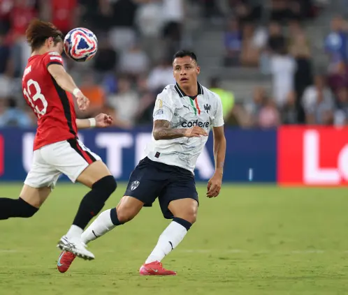 Los Rayados habrían tomado la decisión de comprar el pase de Roberto de la Rosa para el Apertura 2025. Getty Images Los Rayados habrían tomado la decisión de comprar el pase de Roberto de la Rosa para el Apertura 2025. Getty Images