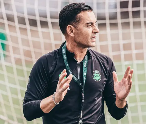 EL estratega ibérico se estrena con trinfo en la Liga Mx (Instagram: @ClubSantos) EL estratega ibérico se estrena con trinfo en la Liga Mx (Instagram: @ClubSantos)