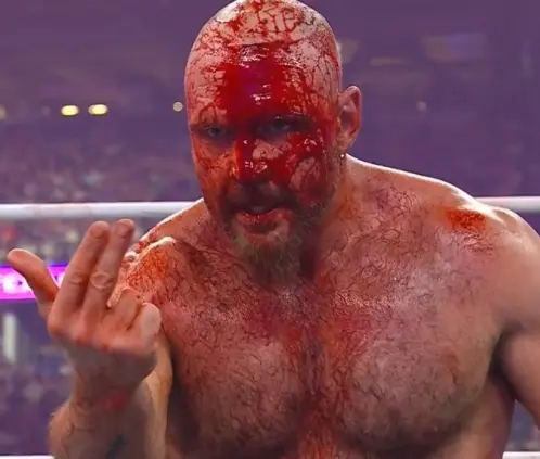 Jon Moxley aterró a los fans debido a las severas heridas que sufrió en All In: Texas. @AEW Jon Moxley aterró a los fans debido a las severas heridas que sufrió en All In: Texas. @AEW