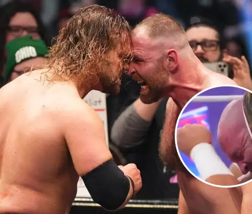 AEW compartió un video donde muestra que la pelea entre Jon Moxley y Adam Page fue brutalmente en serio. AEW compartió un video donde muestra que la pelea entre Jon Moxley y Adam Page fue brutalmente en serio.