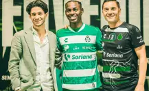 Santos Laguna presenta a Kevin Palacios como refuerzo